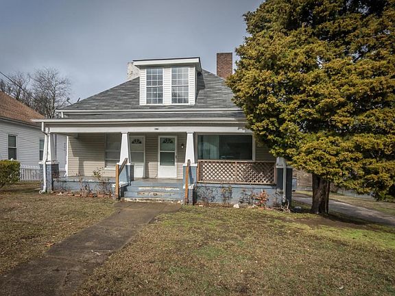 2nd image of 3343 Ashland Ave