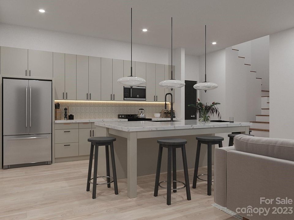 2nd image of 201 Grandin Rd #4