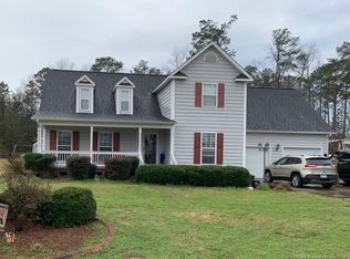 5905 Finish Line Dr, Hope Mills, NC 28348