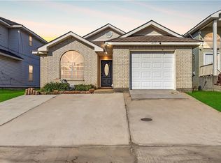 4115 Lac Saint Pierre Dr, Harvey, LA 70058