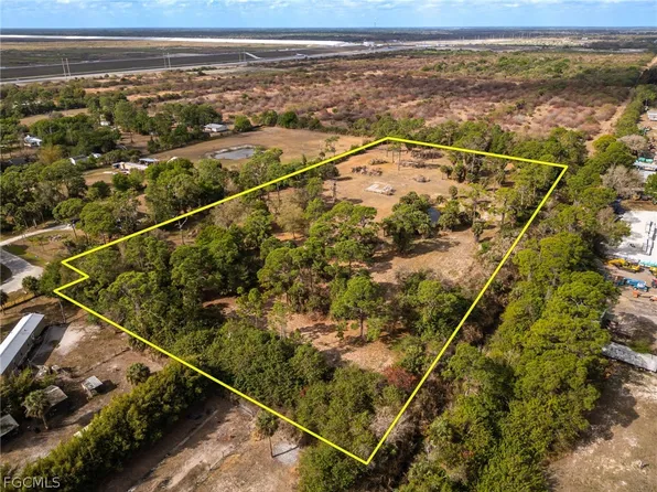 3680 W Double J Acres Rd, Labelle, FL 33935
