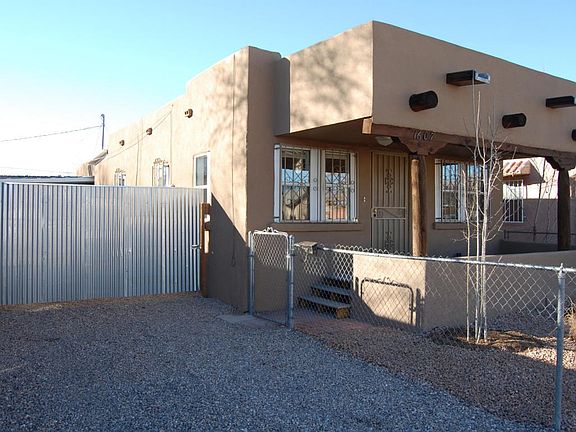 gated front