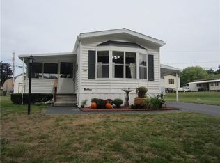 38 Lane #F, Coventry, RI 02816