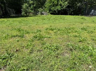 714 S Cedar St, Nevada, MO 64772