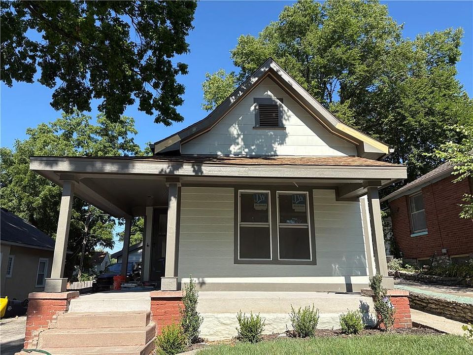 1st image of 4812 Mercier St
