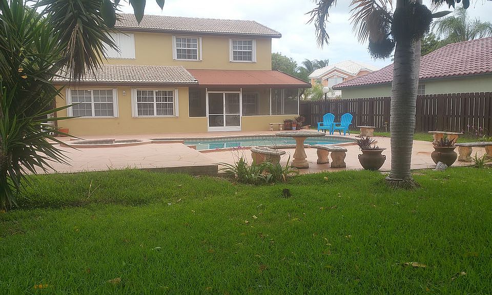 1st image of 20810 SW 86th Ave