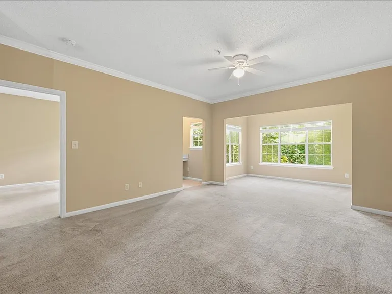 1202 Walden Park Dr — Photo 13