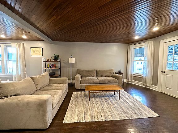 2nd image of 92 Massachusetts Ave APT 2