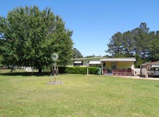 144 Apache Dr, Moultrie, GA 31768