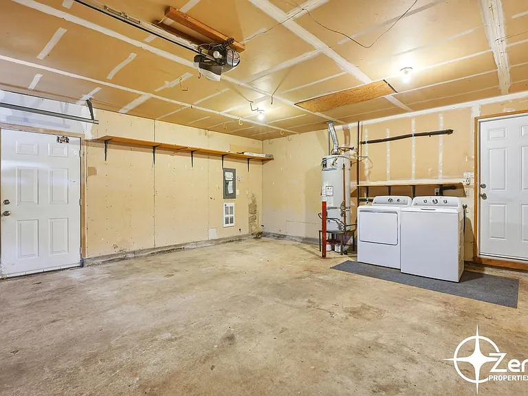 17403 NE 3rd St — Photo 7
