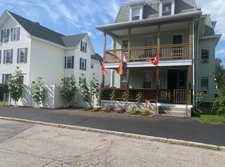 96 Brook St APT 1, Manchester, NH 03104