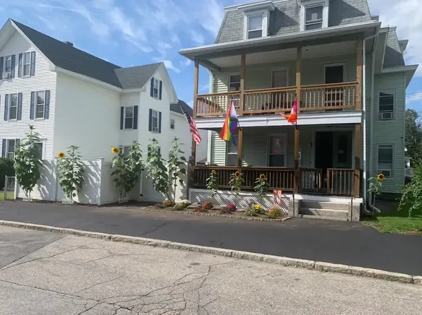 96 Brook St APT 1, Manchester, NH 03104