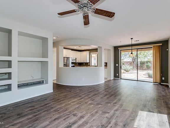 4th image of 2933 W Plum Hollow Dr