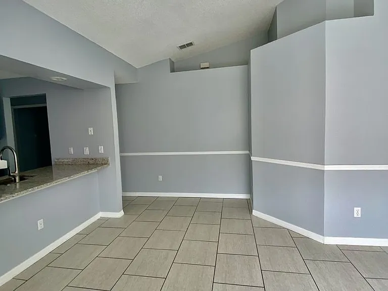 2298 Santa Lucia St — Photo 10