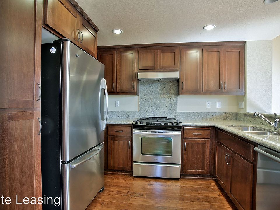 1st image of 200 Diamond Cove Ter
