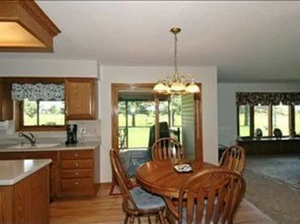 4000 SE 27th St, Des Moines, IA 50320