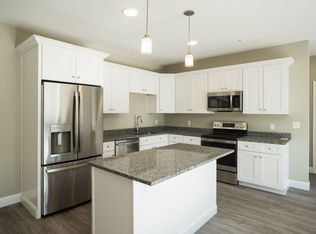 1000 Us Route 1 #202, York, ME 03909