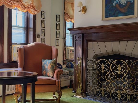 3rd image of 5618 S Blackstone Ave #2