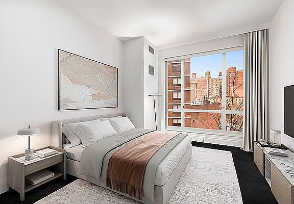 4th image of 200 E 95th St #5D