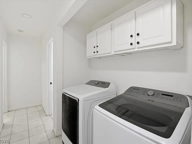 4013 Esmeralda Ave — Photo 12