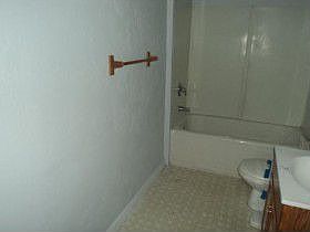 4th image of 803 W 100 S