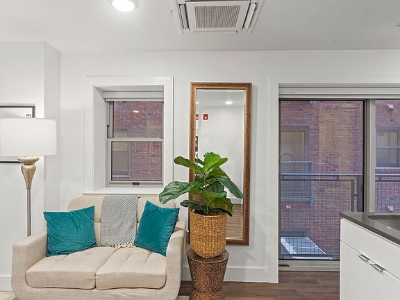 2nd image of 3835 Main St Unit 316
