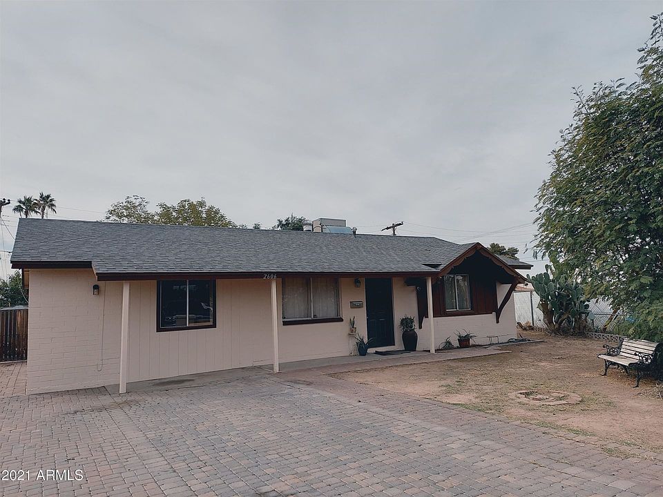 1st image of 2606 N 49th Ln