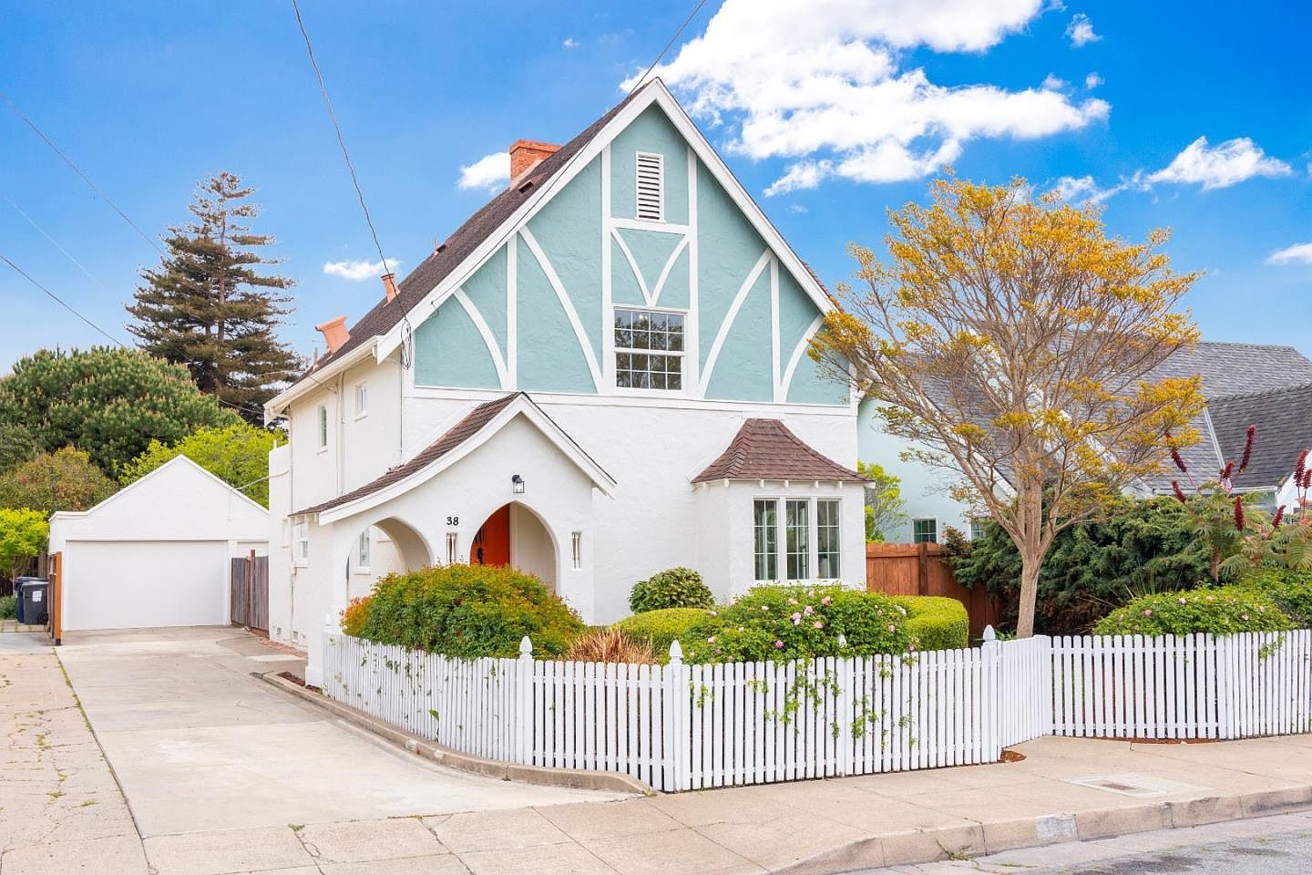 38 Roosevelt St, Watsonville, CA 95076 | Zillow