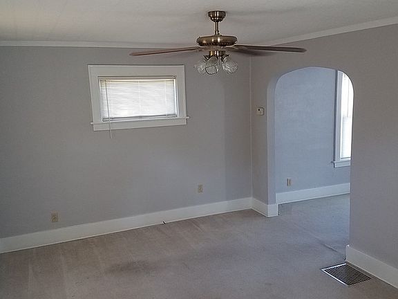 3rd image of 344 Thew Ave