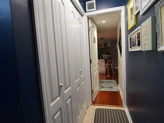 3rd image of 2928 Far Rockaway Blvd
