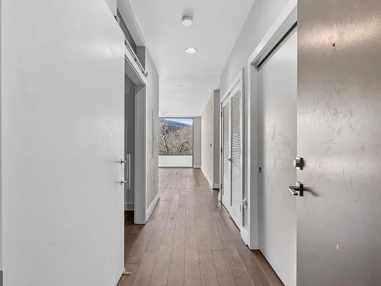 1500 Pennsylvania Ave SE #310 — Photo 4