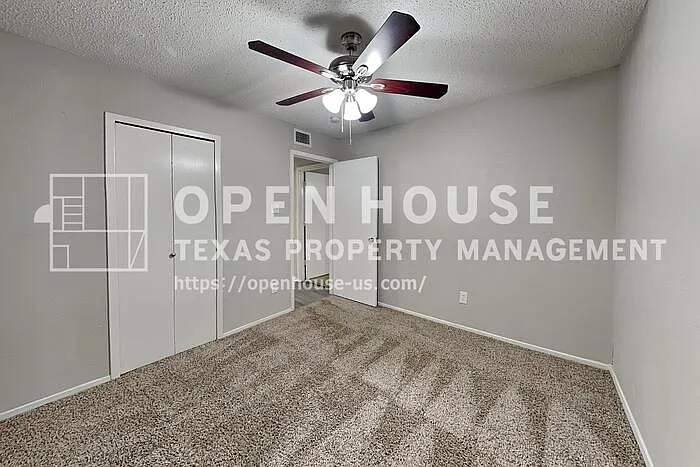 2732 Cancun Ln — Photo 13