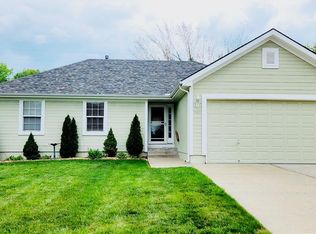 12007 White Oak St, Peculiar, MO 64078