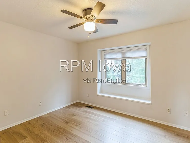 13585 Summit Dr — Photo 18