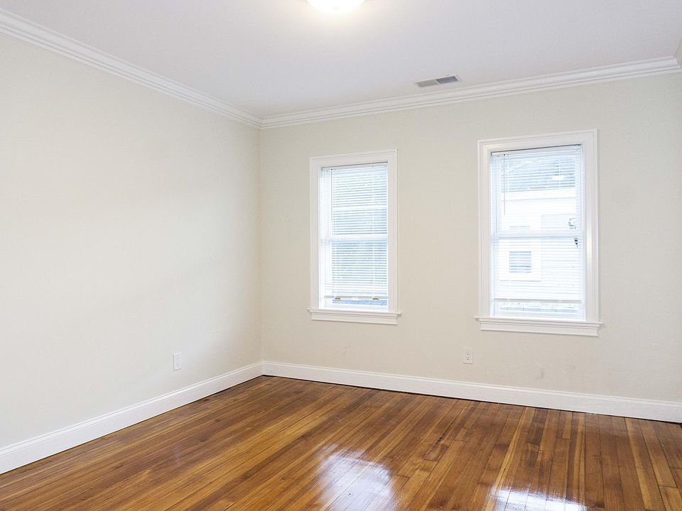 2nd image of 44 Burton St #2B