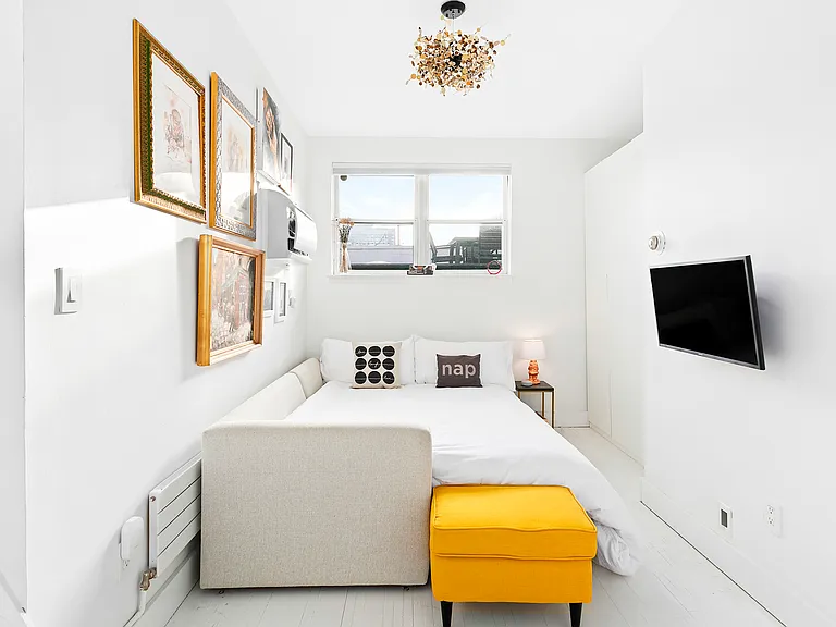 468 W 23rd St #5R — Photo 9