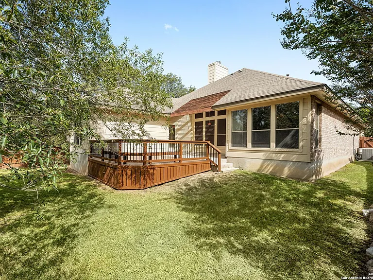 23715 Legend Crst — Photo 26