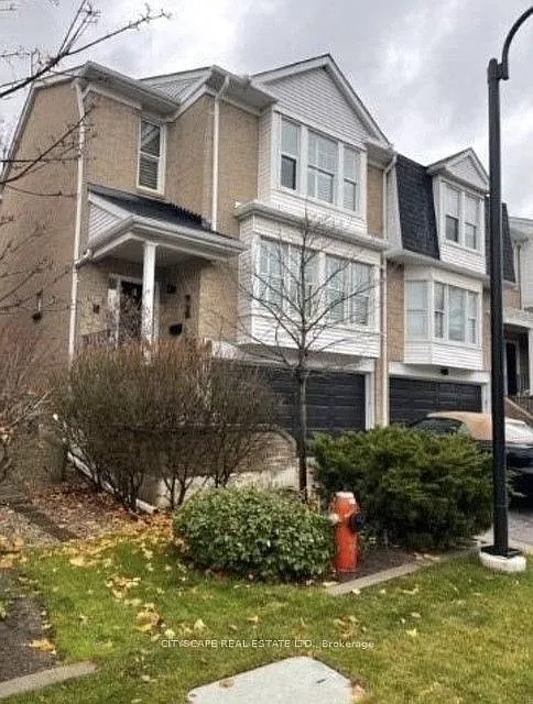 30 Tamarack Cir