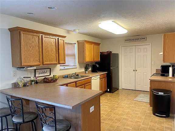 4th image of 1762 Wynnewood Ln