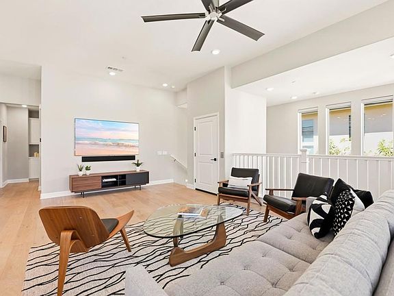5th image of 16750 Coyote Bush Dr #11