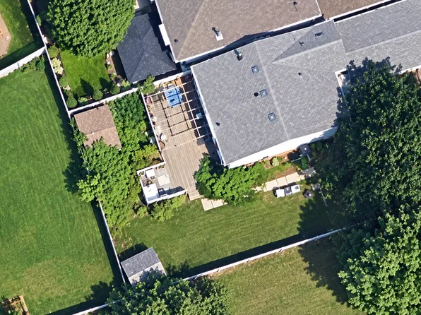2 Inglis Ave #2, Clarington, ON L1E 2A8