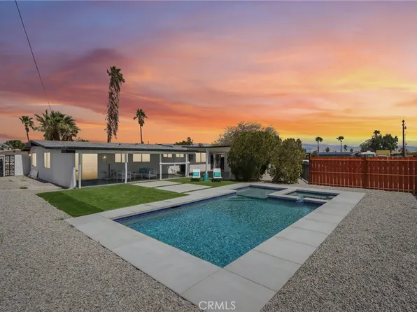 845 W Gateway Dr, Palm Springs, CA 92262