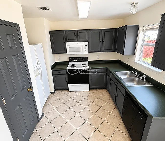 1514 Grey Fox Trl — Photo 6