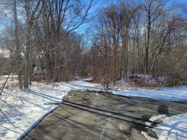 271 Lake Street, Vernon, CT 06066