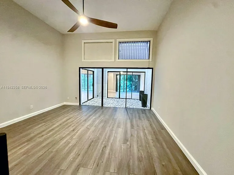 2753 S Parkview Dr — Photo 13
