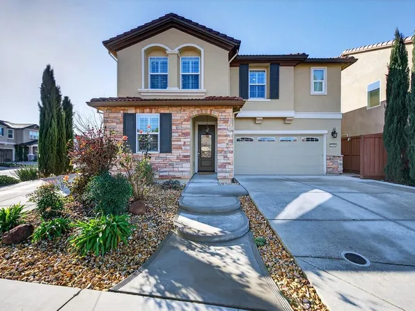 2201 Symphony Ave, Roseville, CA 95747