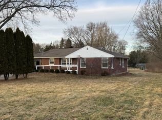 1740 Wilmington Rd, Lebanon, OH 45036