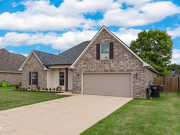 4th image of 269 Saint Edmunds Way