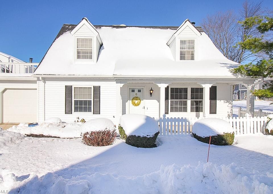 1st image of 30603 Cambridge Cir #22