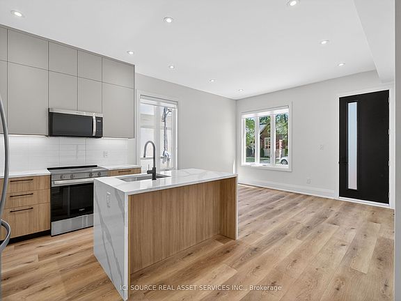 4th image of 28 Norcross Rd #1